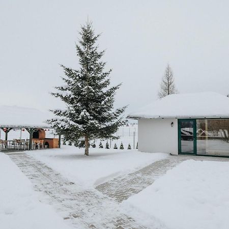 弗勒希察Kadarhaz住宿加早餐旅馆 外观 照片